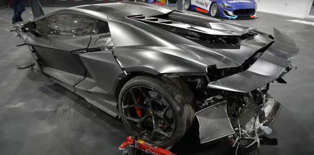 Lamborghini Revuelto Crash Damaged