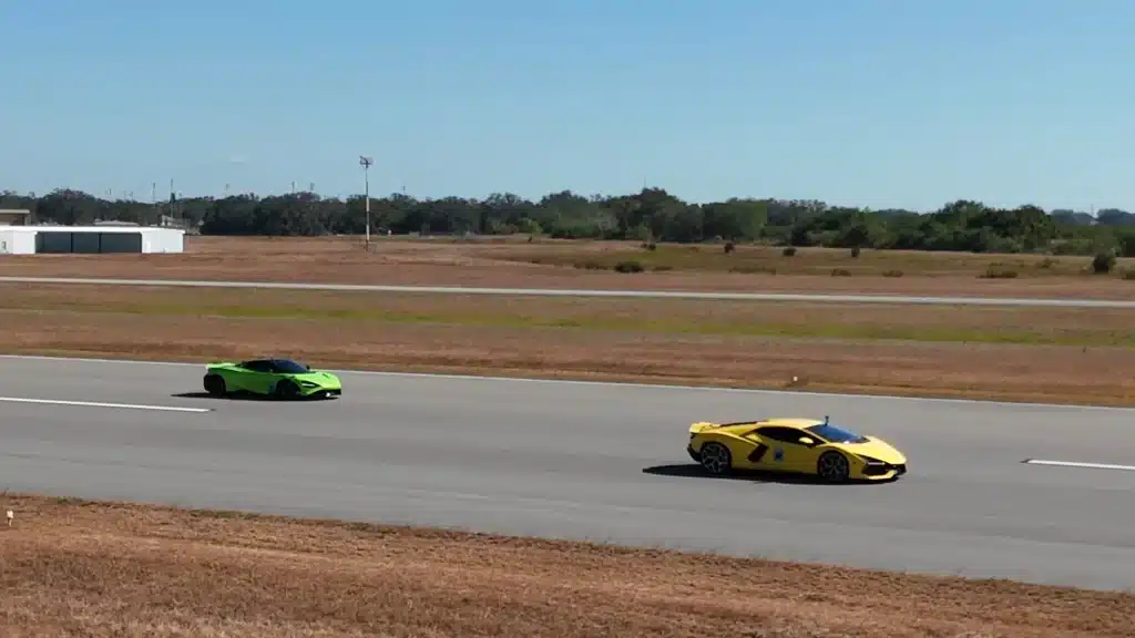 Lamborghini-Revuelto-takes-on-McLaren-765LT-Spider-in-a-race