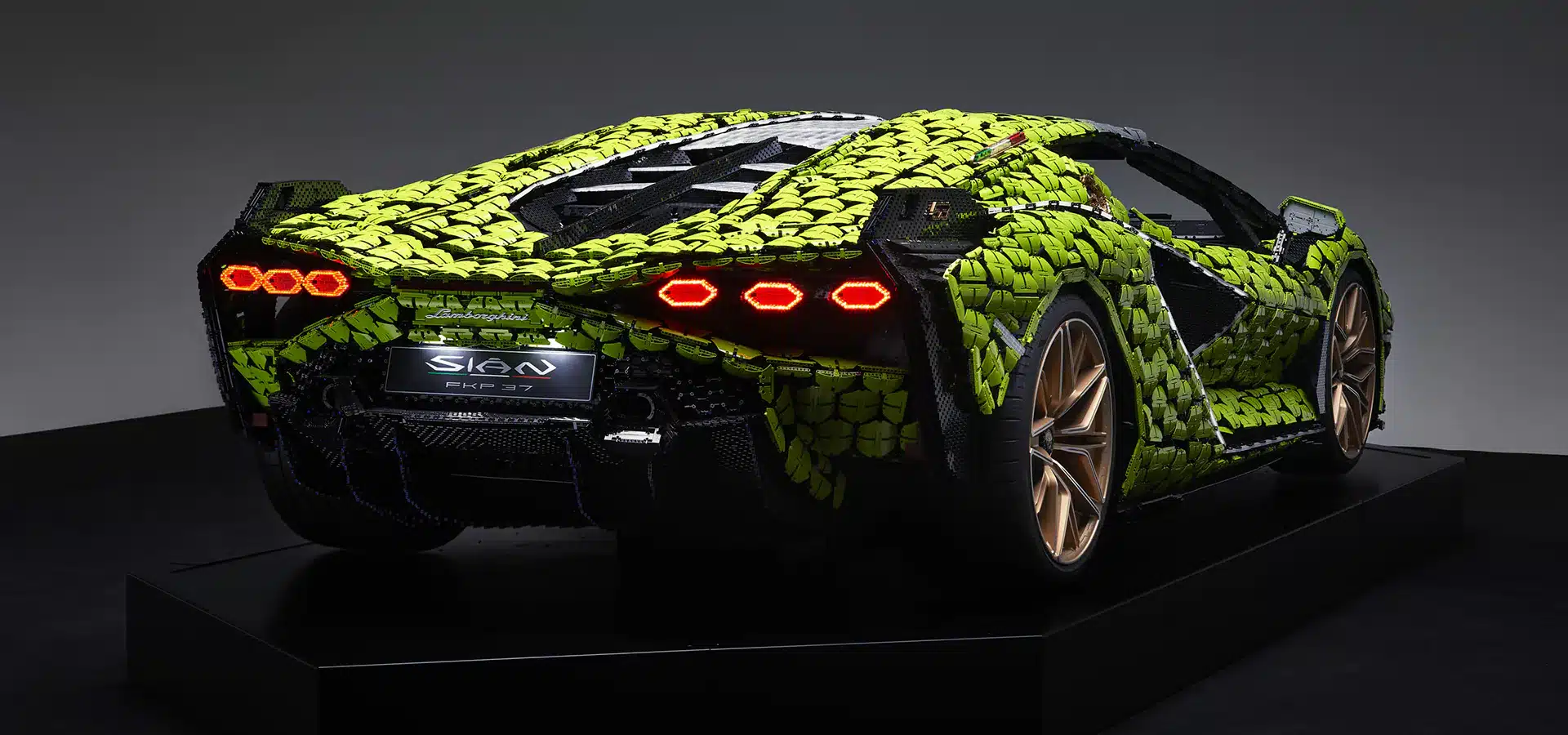 The rear of the Lego Lamborghini Sian.