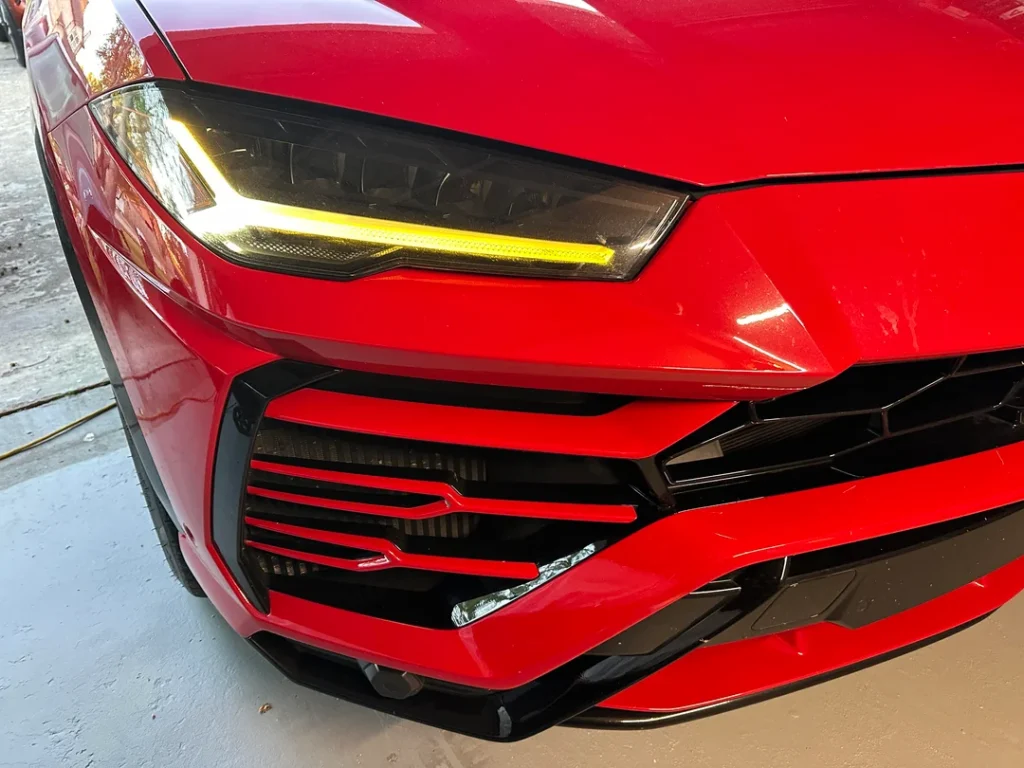 Lamborghini Urus driver paid $5,000 to have headlight fixed only to find it's caused another issue after