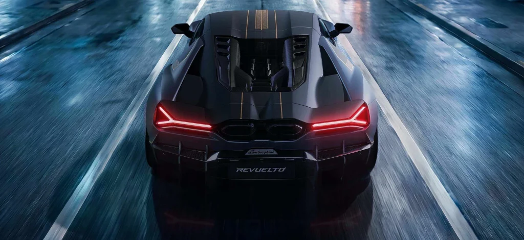 Lamborghini has created a limited-edition Revuelto specifically for Japan