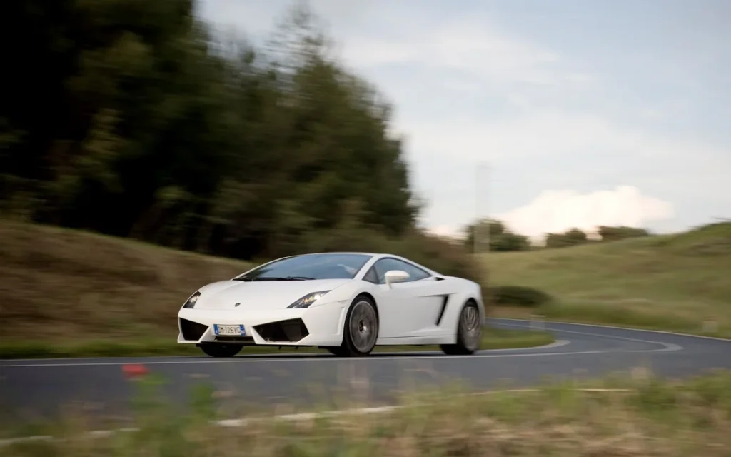 This Mechanic, offering a bargain $39.99 oil change special, was left scratching his head when a Lamborghini Gallardo owner brought his car in