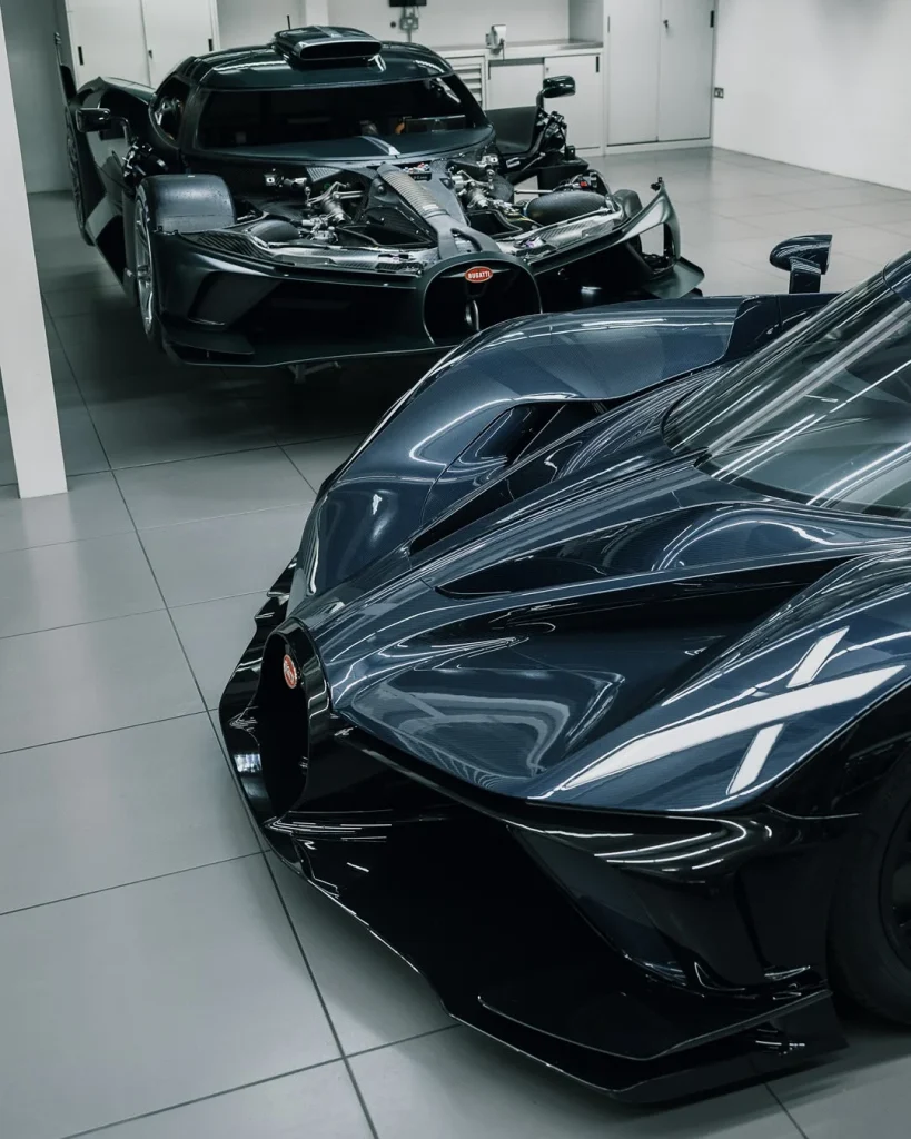 Lanzante just unveiled the first road-legal Bugatti Bolide at Goodwood, and it looks spectacular