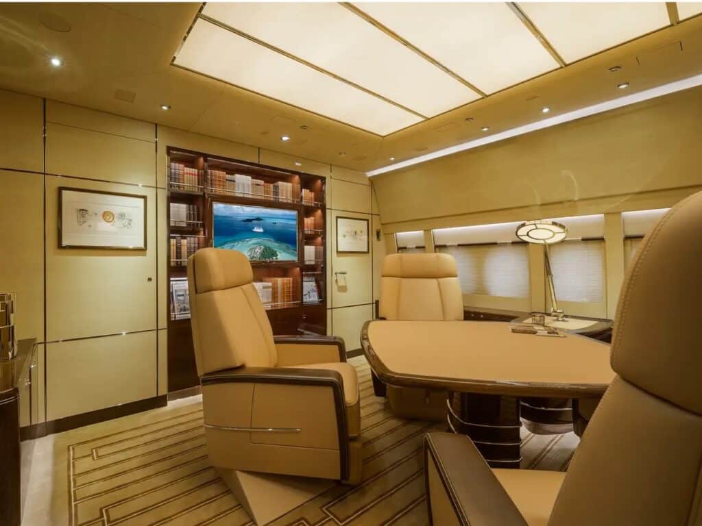 Largest private jet in the world library