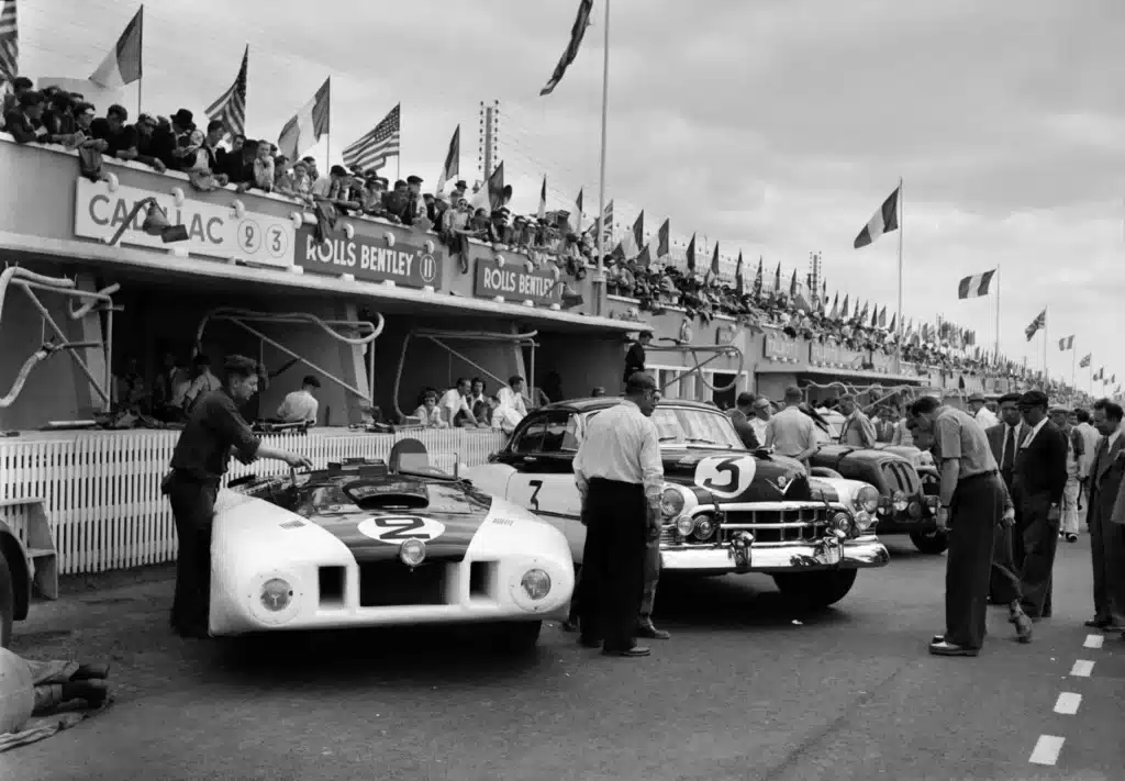 Le Mans saw a millionaire challenge the field in a V8 fighter jet for the track with a Cadillac design