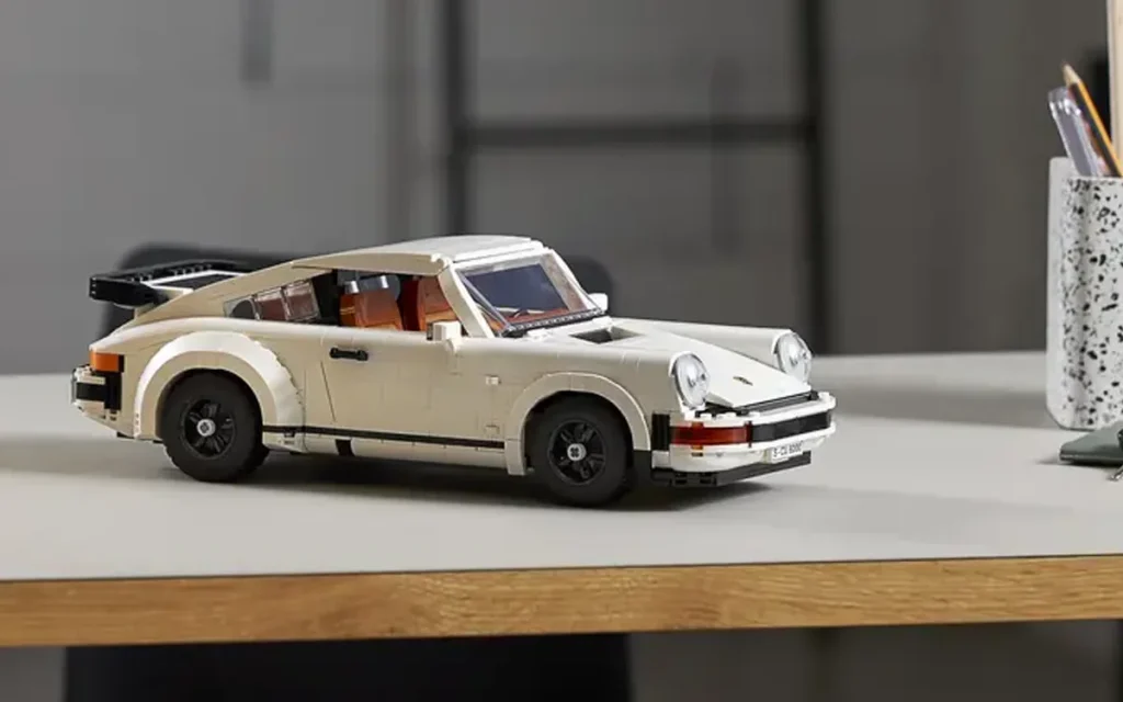 Check out Supercar Blondie list of must-haves for every carlover this year as our ultimate Christmas gift guide has something for everyone