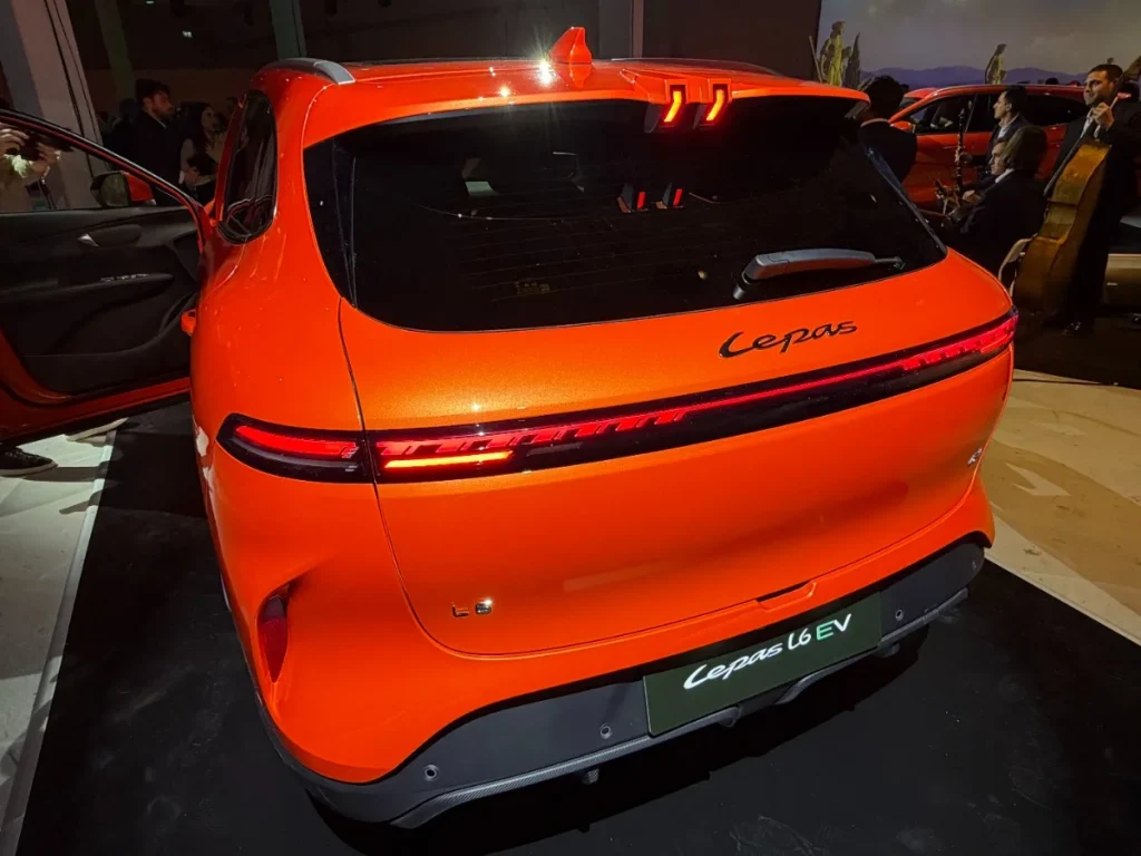 Unveiled Milan Design Week, the new Lepas L6 has a specific goal in mind