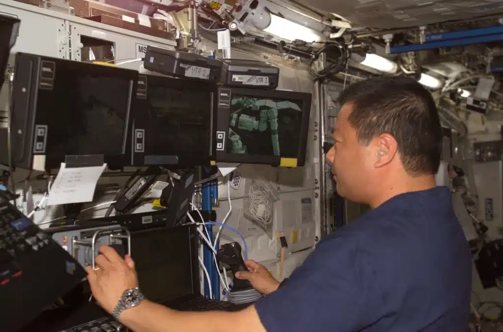 Leroy Chiao on the ISS