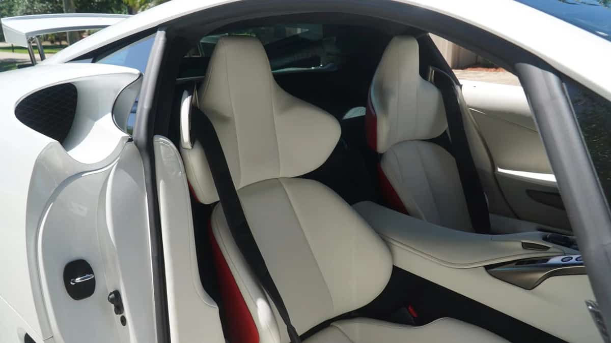 Lexus-LFA-white-interior