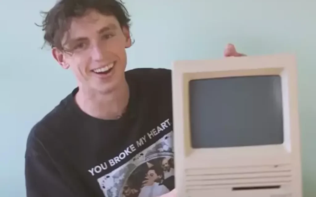 This YouTuber decided to try out 1980s technology for a week - and one device delivered a "life-changing" effect