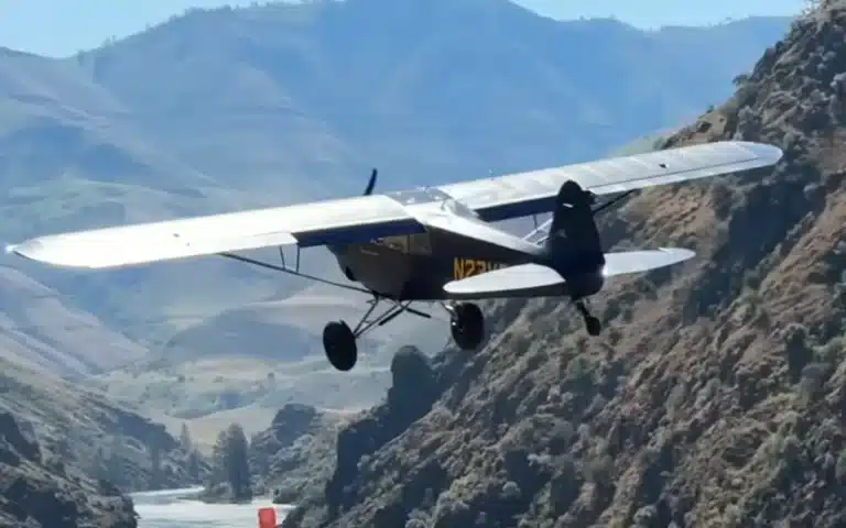 Nebraska YouTuber flies a new ultra-light plane in Idaho and it 'purrs like a kitten'