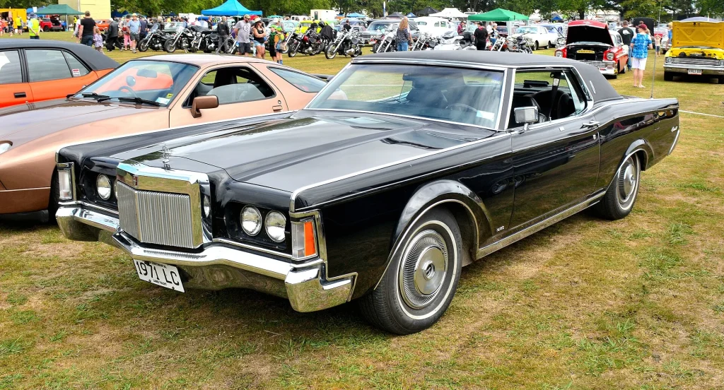 Wild photos show just how big a classic Lincoln Continental is compared to all other cars that aren't American land yachts