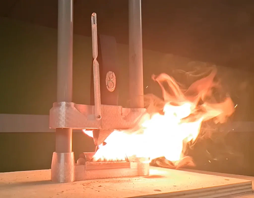 Man shows the surprising truth about whether water can stop a lithium battery fire