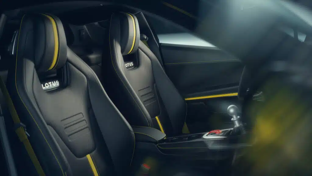 The Lotus Emira V6 SE is their last gas-powered sports car and it’s pure eye candy