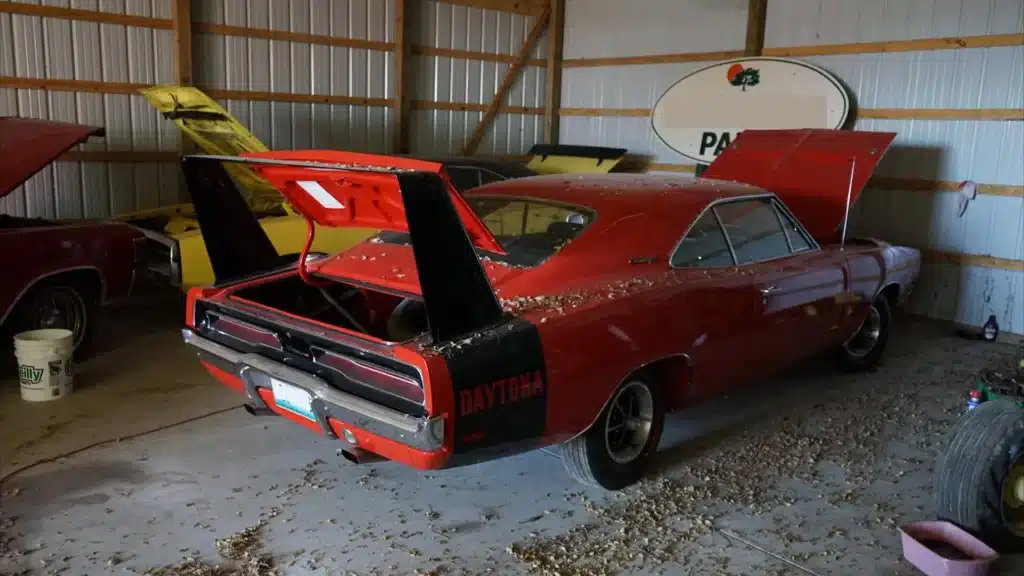 Luckiest-barn-find-ever-included-three-Dodge-Daytonas