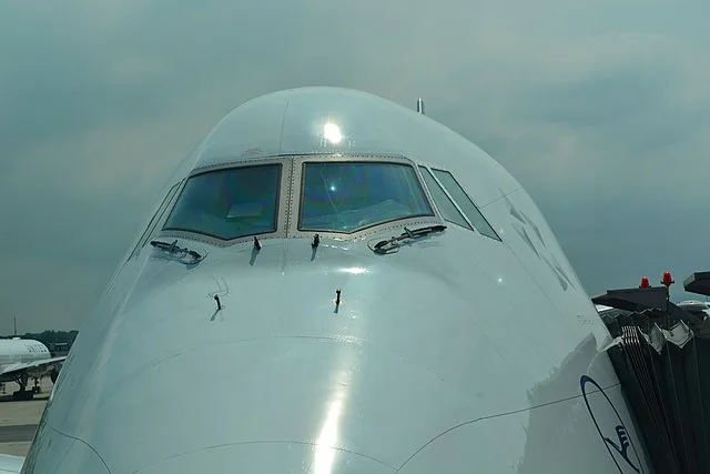 Anonymous billionaire Sheikh spent $450,000,000 transforming his Boeing 747 into what looks like a flying palace