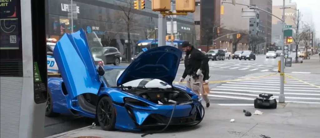 A Manhattan parking attendant dropped a gate onto a Range Rover mid heist and stopped three luxury car thefts single handedly
