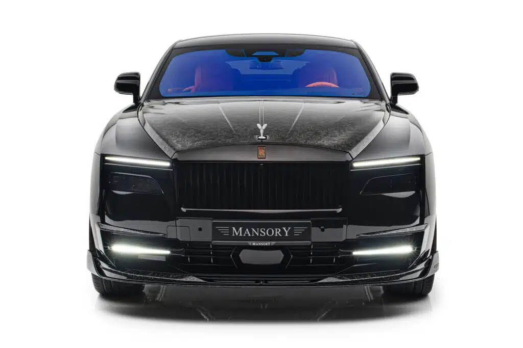 Mansory gave a Rolls-Royce Spectre a complete overhaul