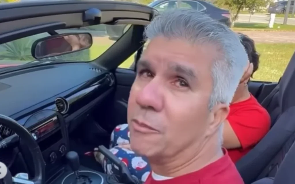 Parents break down in tears after kids surprise them with their dream car to say thank you