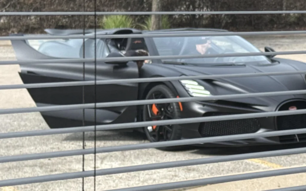 Man asks what supercar parked outside his office window was, he regrets not going out to see it once he's told