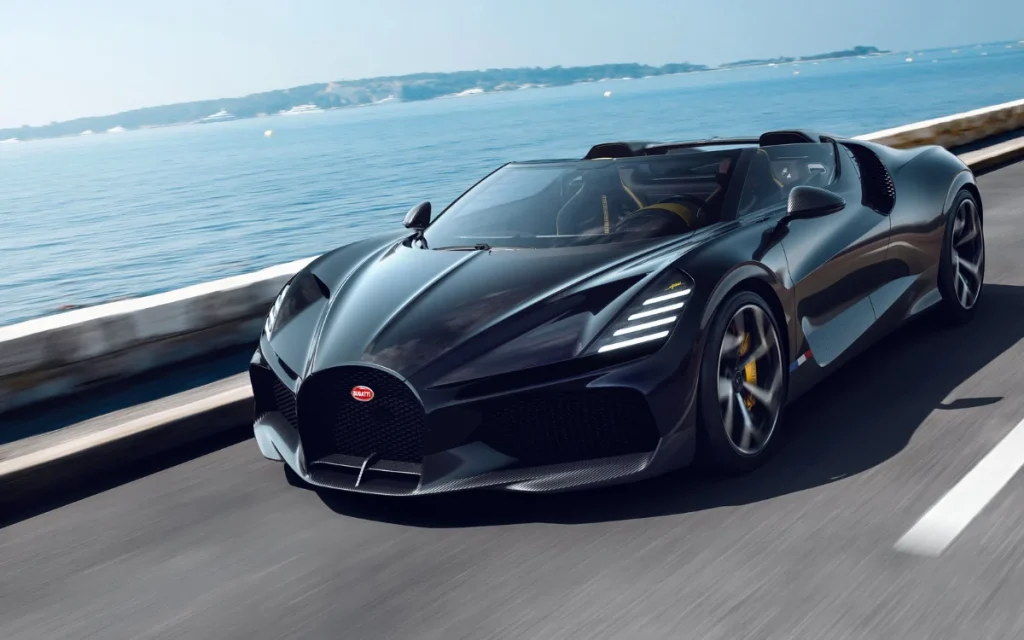 California billionaire simultaneously receives Bugatti Mistral and custom 50-foot boat then races them against each other