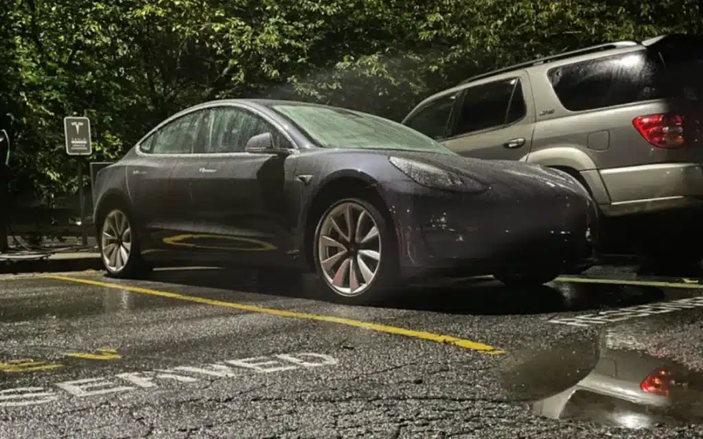 Man bought a used Tesla Model 3 with very high mileage and was actually very happy with it