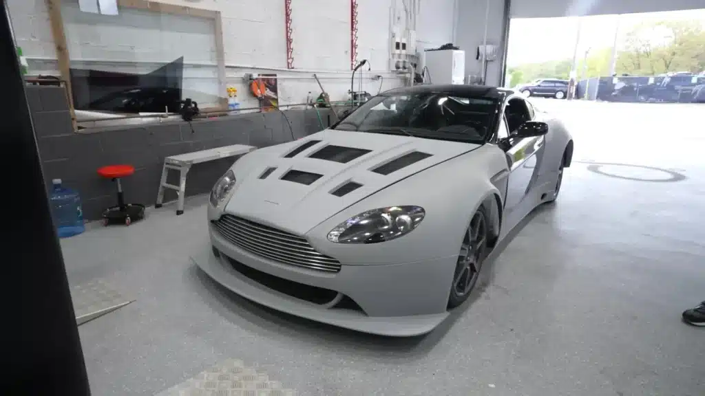 Man-buys-body-kit-from-China-to-restore-Aston-Martin-Vantage