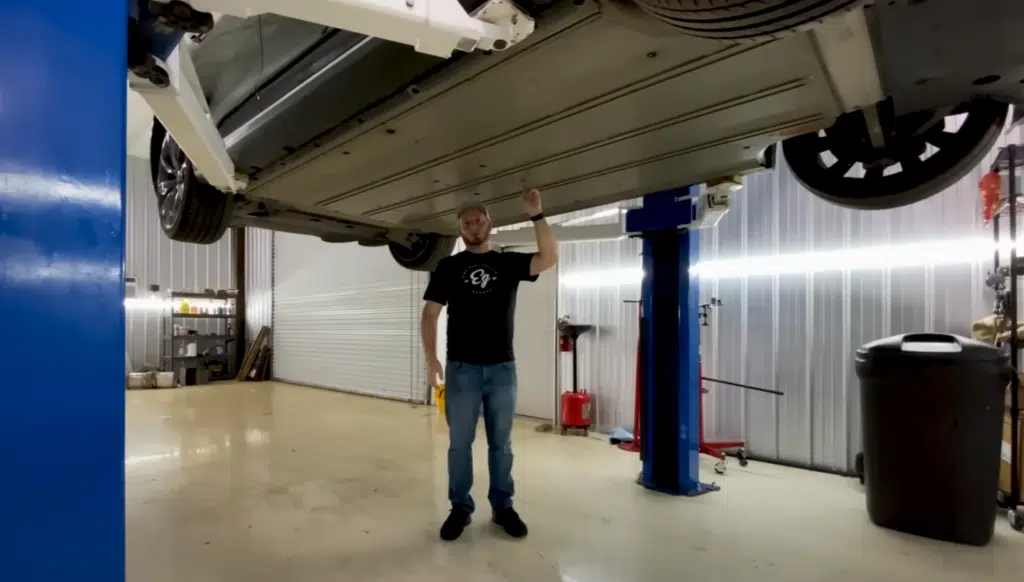 Man said Tesla wanted $22k to replace battery pack in his out of warranty EV, but an independent Tesla service fixed the Tesla battery issue for far less