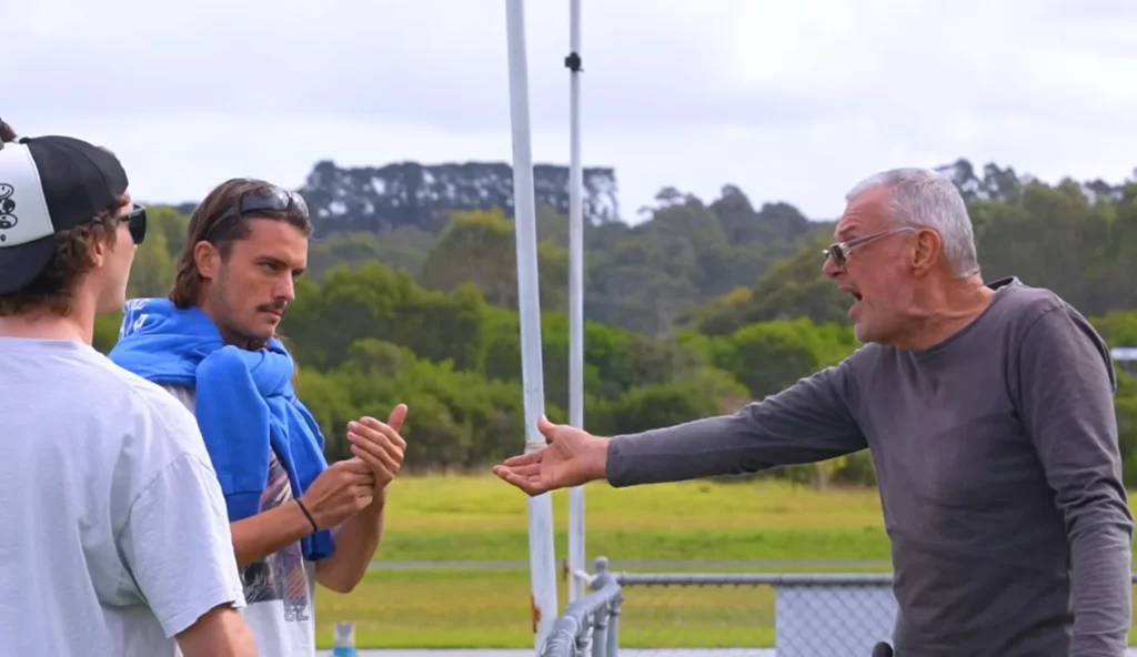 A Facebook Marketplace helicopter prank turned routine online listings into a viral video after a buyer arrived by air following lowball negotiations