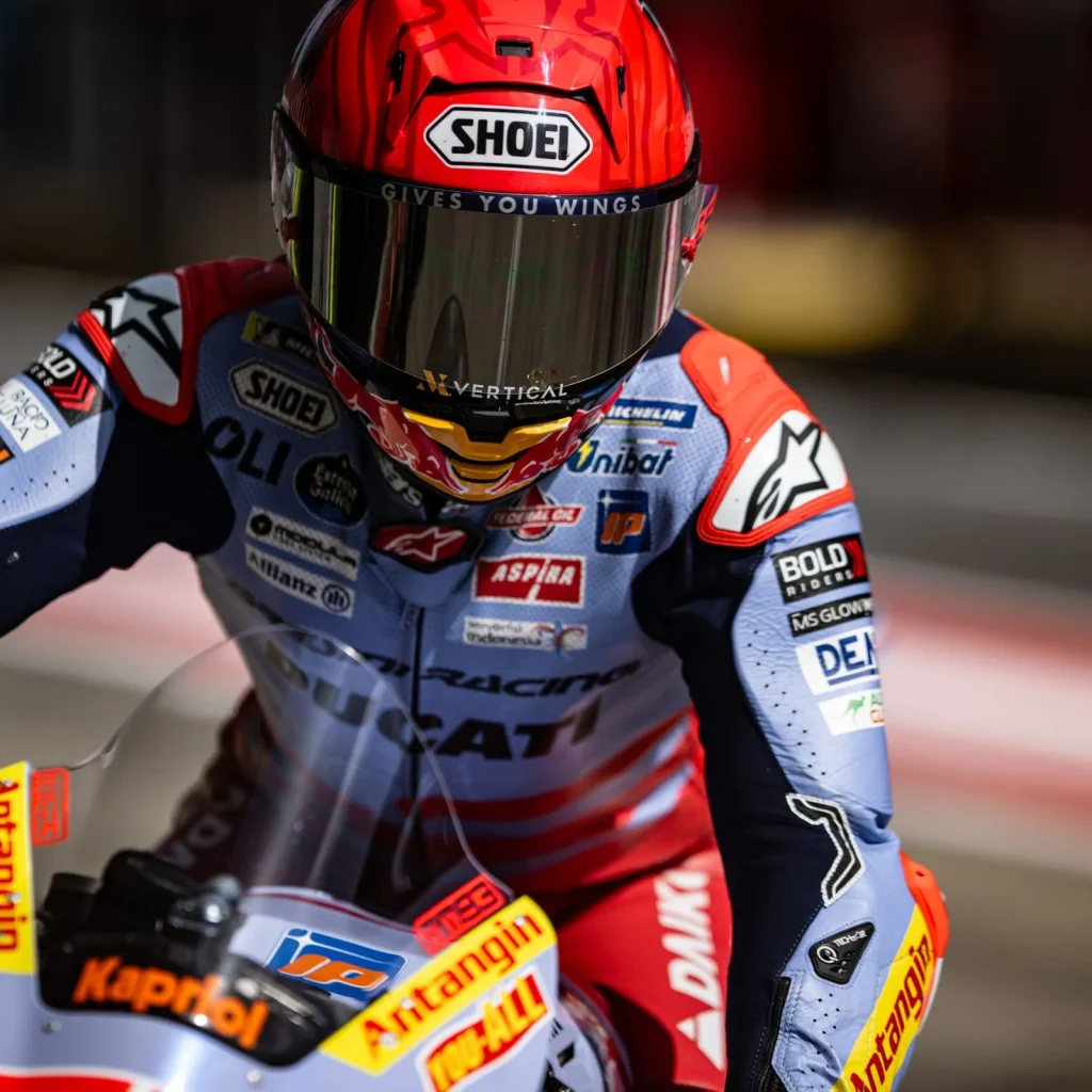 Shoei and EyeLights have just revealed the GT-Air 3 Smart - the world's first motorcycle helmet with built-in augmented reality