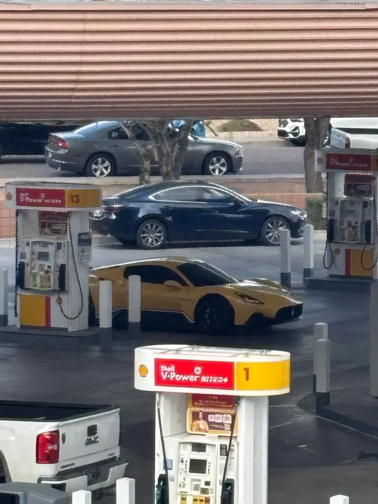 Arizona man has spotted an absurd number of amazing cars from his balcony in just a 10-week period