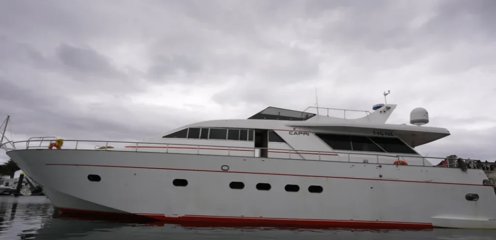 Mat Armstrong takes on a whole new challenge as he buys a $2.2M non-running luxury yacht to try and fix it as he eyes a 'bargain'