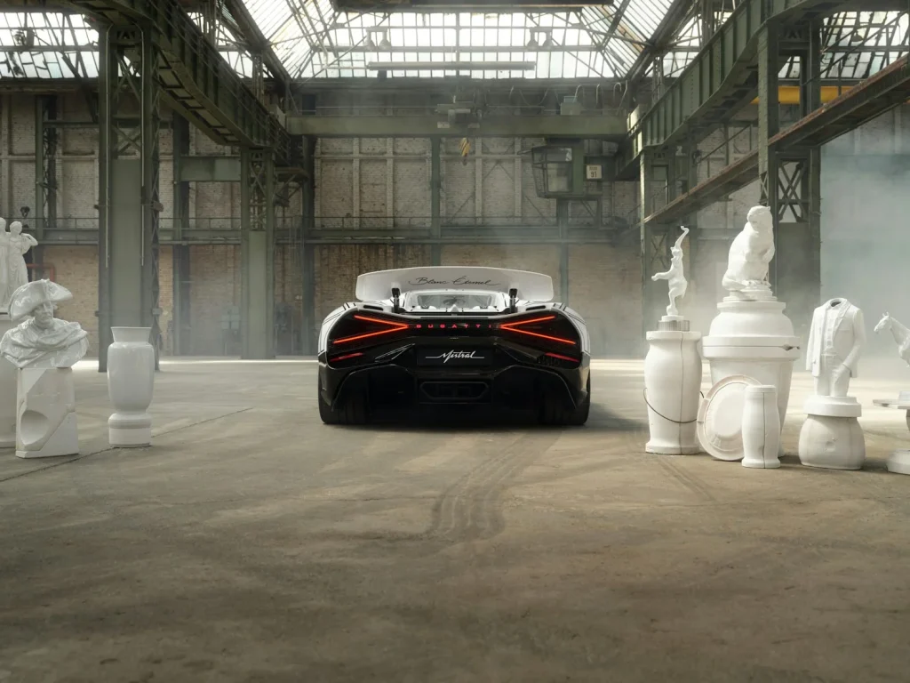 Mate Rimac just unveiled the new Bugatti Mistral Blanc Éternel, which is a one-off W16 supercar made entirely out of porcelain