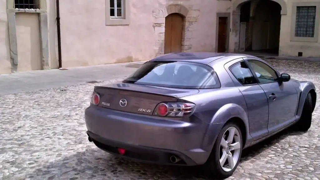Mazda has used the rotary engines on several occasions, but the Mazda RX-8 (along with the RX-7, of course) is probably the one most people remember