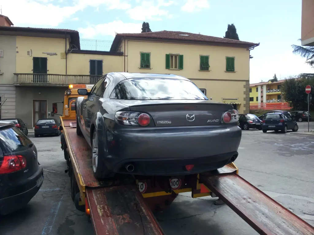 Mazda has used the rotary engines on several occasions, but the Mazda RX-8 (along with the RX-7, of course) is probably the one most people remember