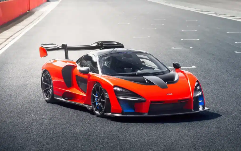 UK supercars McLaren Senna