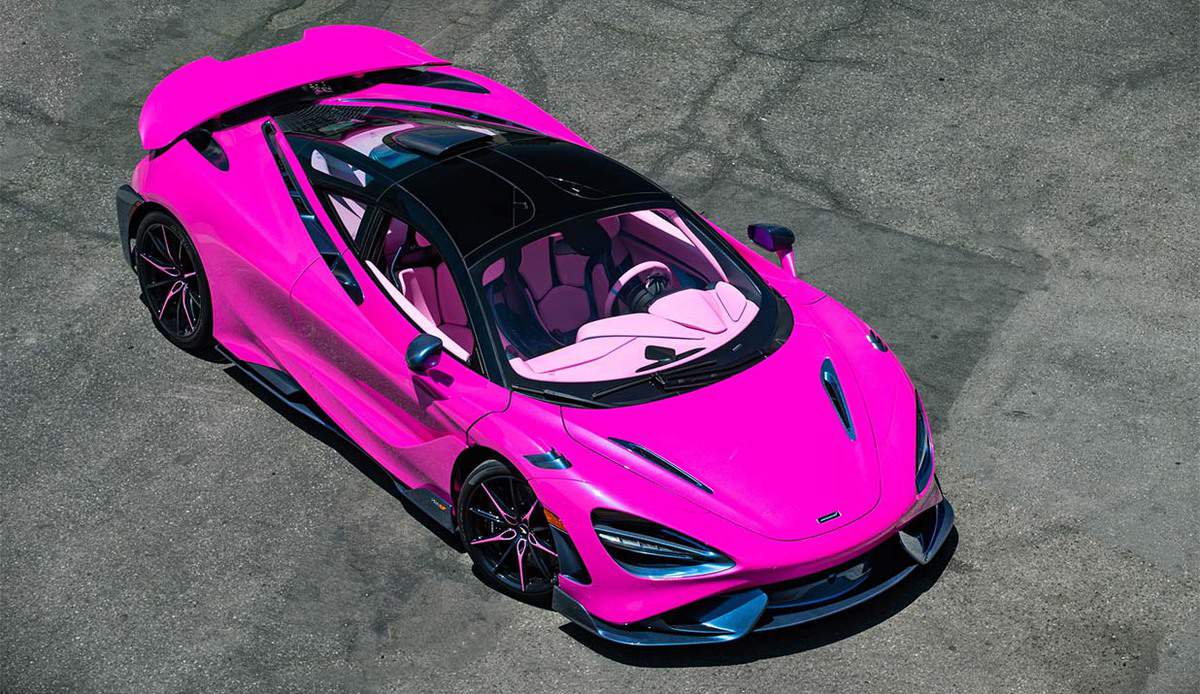 Jeffree Star has added this Pink McLaren to his cars collection.