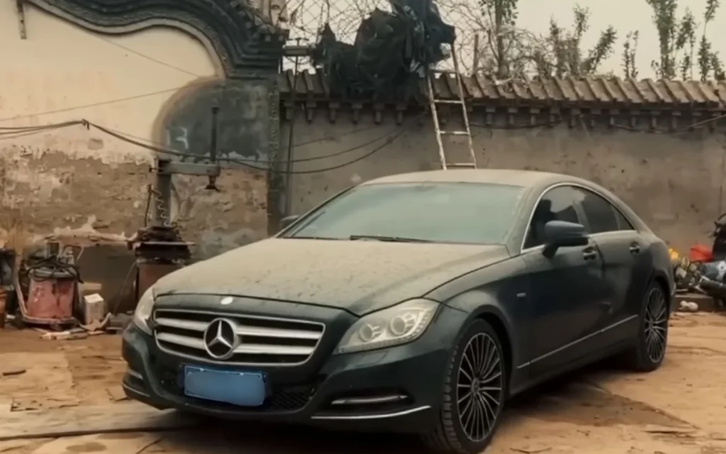 Man rebuilds beat-up Mercedes-Benz from the ground up and sells for questionable profit