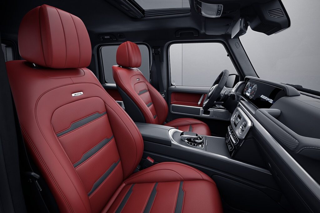 Mercedes AMG G 63 red interior
