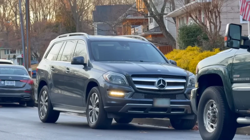 Man was given a free Mercedes GL450 SUV on the condition he could fix it after two mechanics failed to get it running