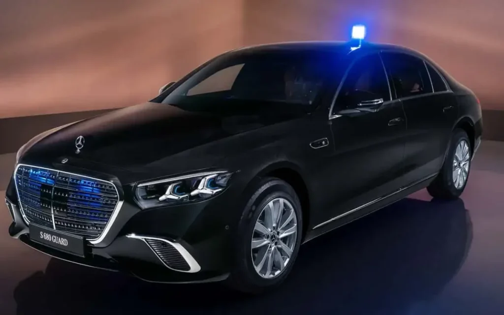 Mercedes has unveiled the new S-Class S680 Guard - and it comes in at 4.2 tons with armor that can stop bullets