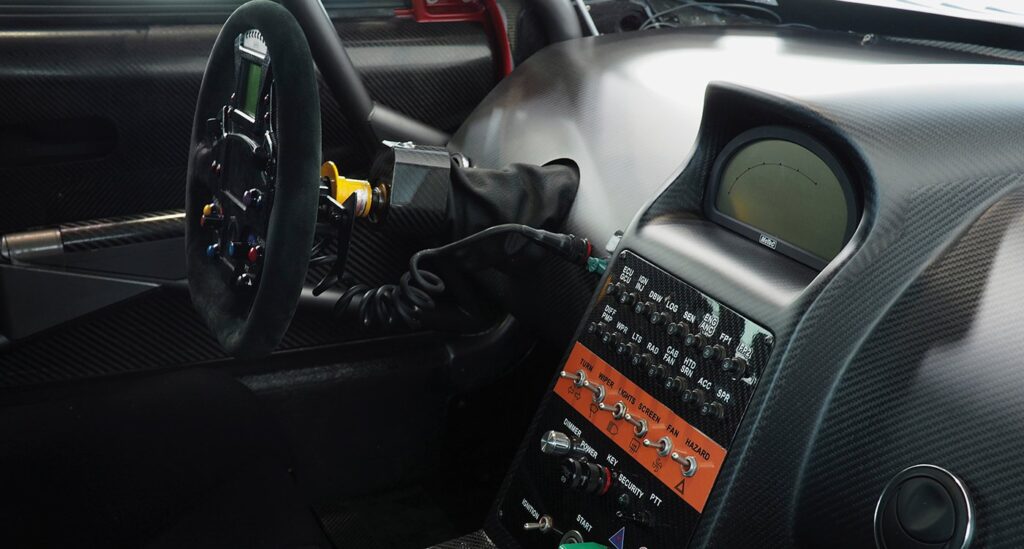 Mercedes SLR 722 GT interior