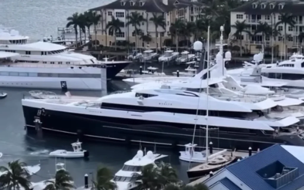 Florida residents drooling as Michael Jordan’s $115,000,000 ‘floating wealth’ superyacht takes over Palm Beach