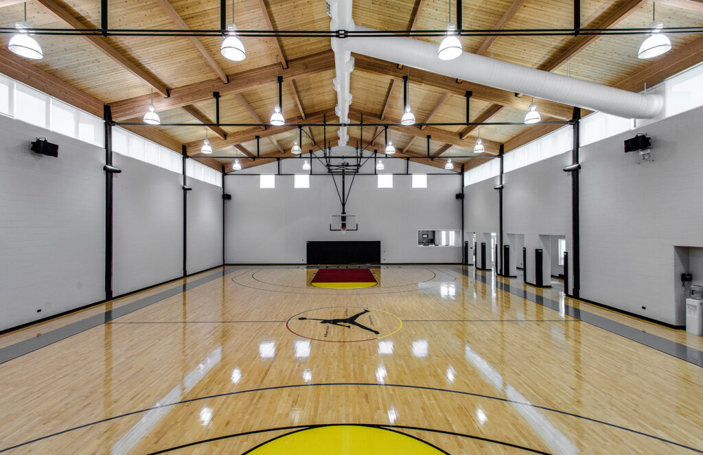 Michael Jordan's mansion, basketball court