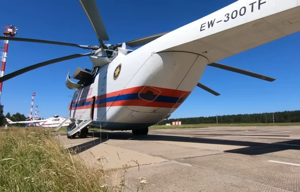This is the wild process that's required to start the world's biggest helicopter, the Mil Mi-26