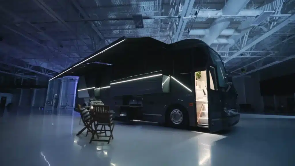 Million-dollar-luxury-motorhome-Loki-Coach