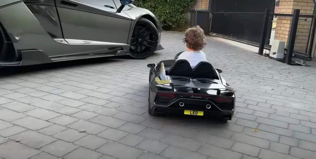 YouTuber surprises son with a working electric replica of his real Lamborghini