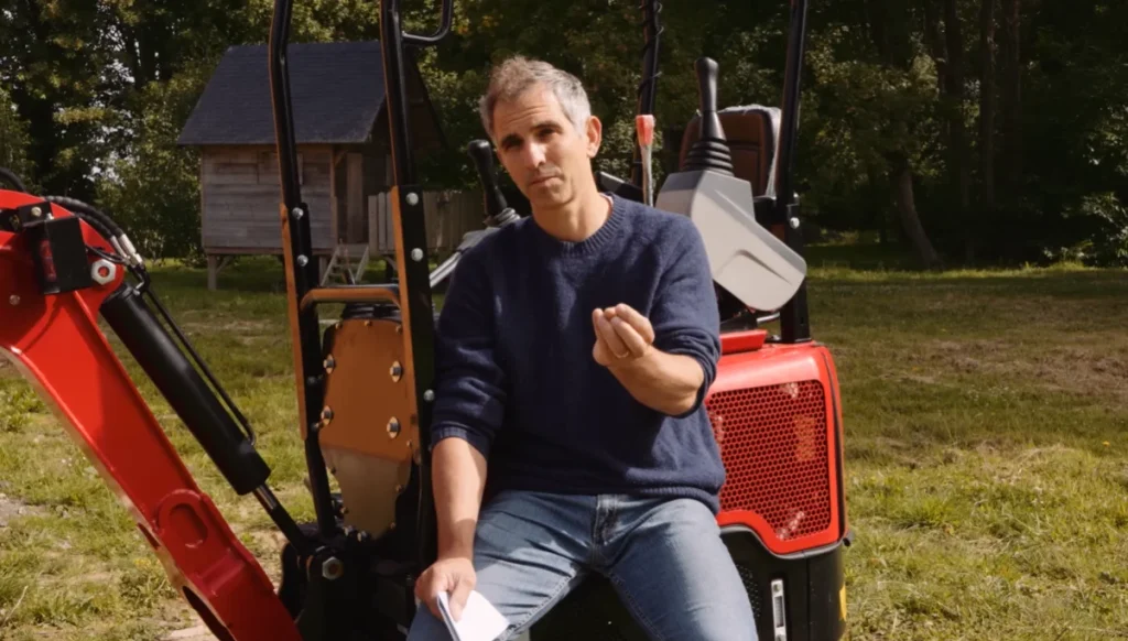 Couple buy a Chinese mini excavator and fear it might be 'the biggest mistake ever' after unboxing it