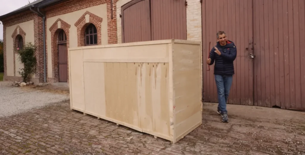 Couple buy a Chinese mini excavator and fear it might be 'the biggest mistake ever' after unboxing it