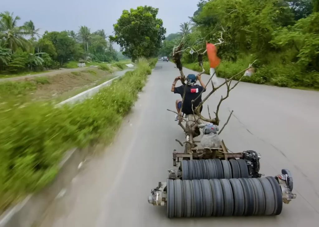 Guys from Indonesia turned Vespa into Mad Max type bike
